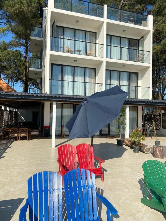Claude Monet Seaside Hotel 그리골레티 외부 사진