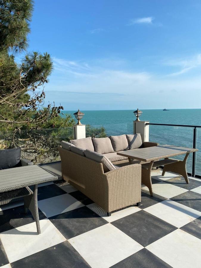 Claude Monet Seaside Hotel 그리골레티 외부 사진